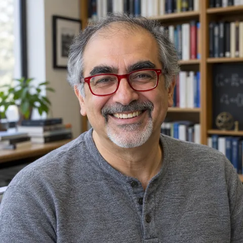 Portrait of Dr. Arash Ahmadi