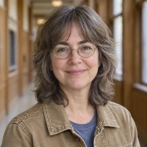 Portrait of Dr. Courtney Mulcahy