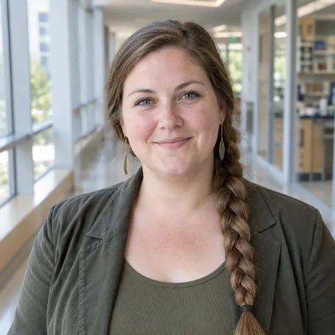 Portrait of Dr. Kelly Esposito