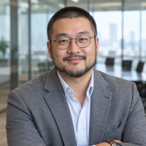 Portrait of Dr. Kevin Yao
