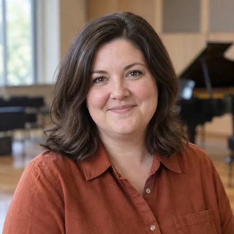 Portrait of Dr. Leah Lang