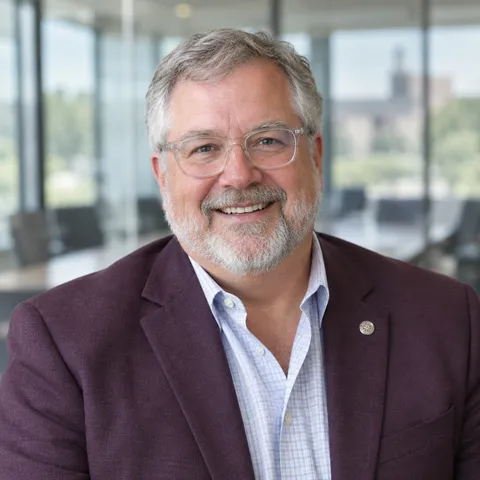 Portrait of Paul Shapiro