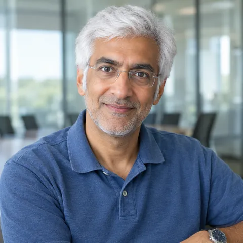 Portrait of Dr. Pranav Kulkarni