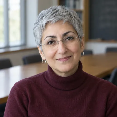 Portrait of Dr. Roya Jafari