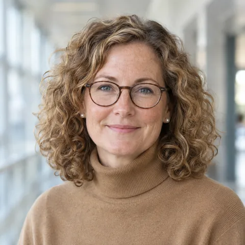 Portrait of Dr. Siobhan Katsaros, DNP, RN