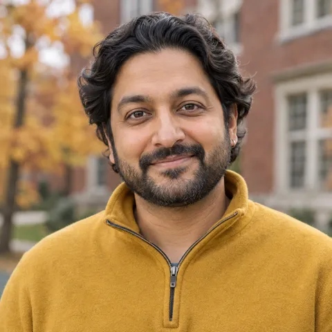 Portrait of Dr. Varun Kulkarni