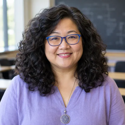 Portrait of Dr. Xin Su
